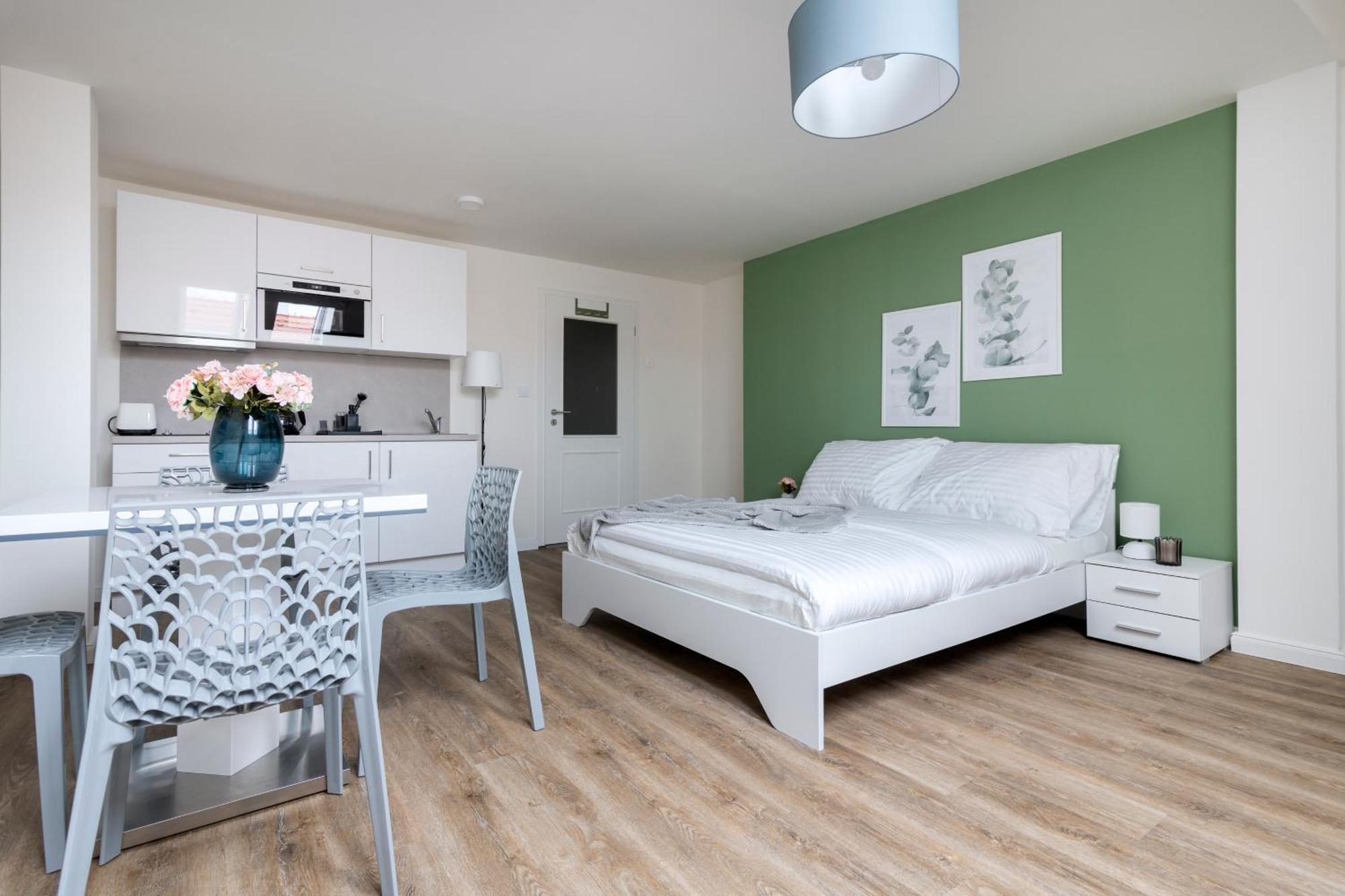 Central Haven Apartments براغ المظهر الخارجي الصورة